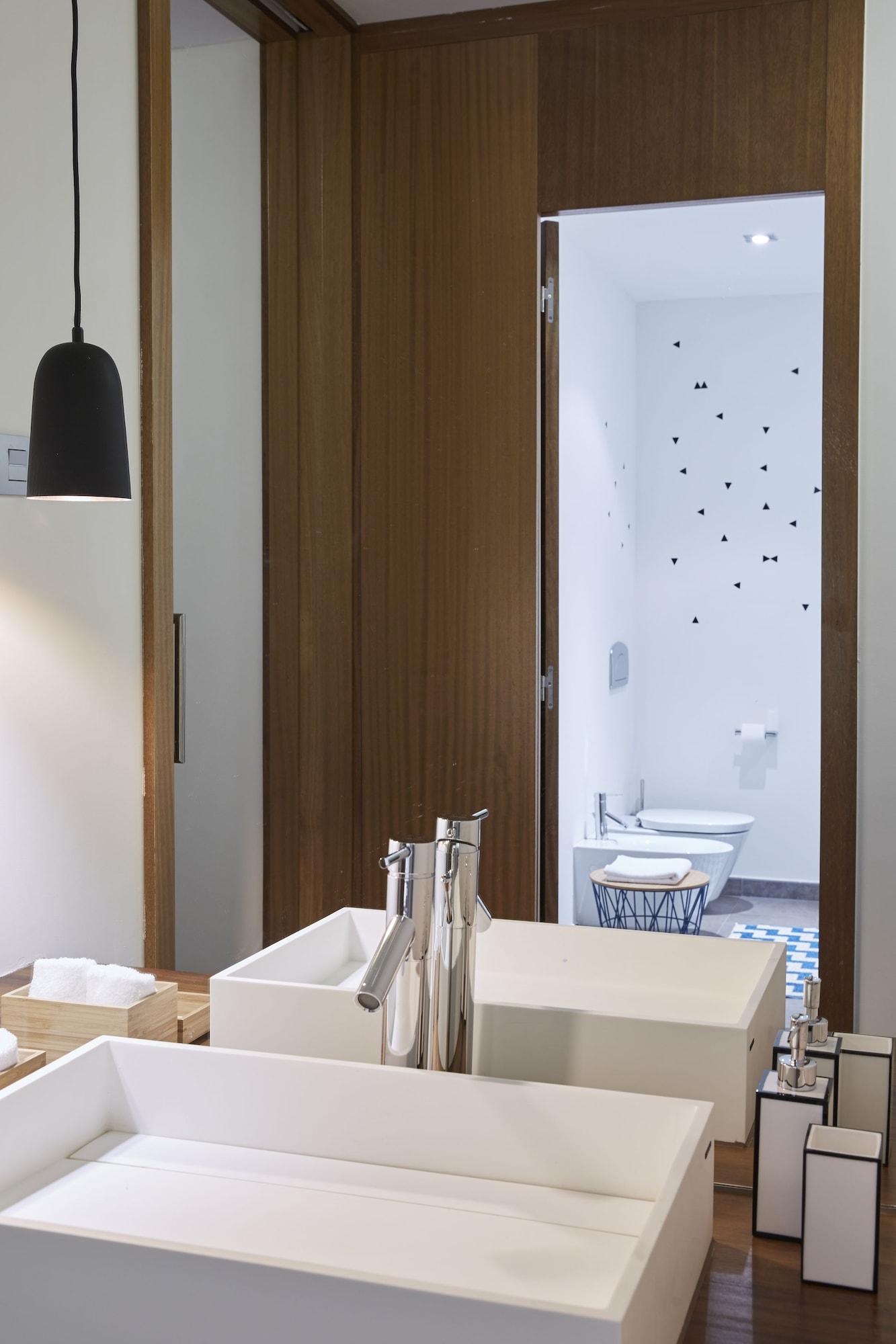 60 Balconies Design Apartment Мадрид Екстериор снимка