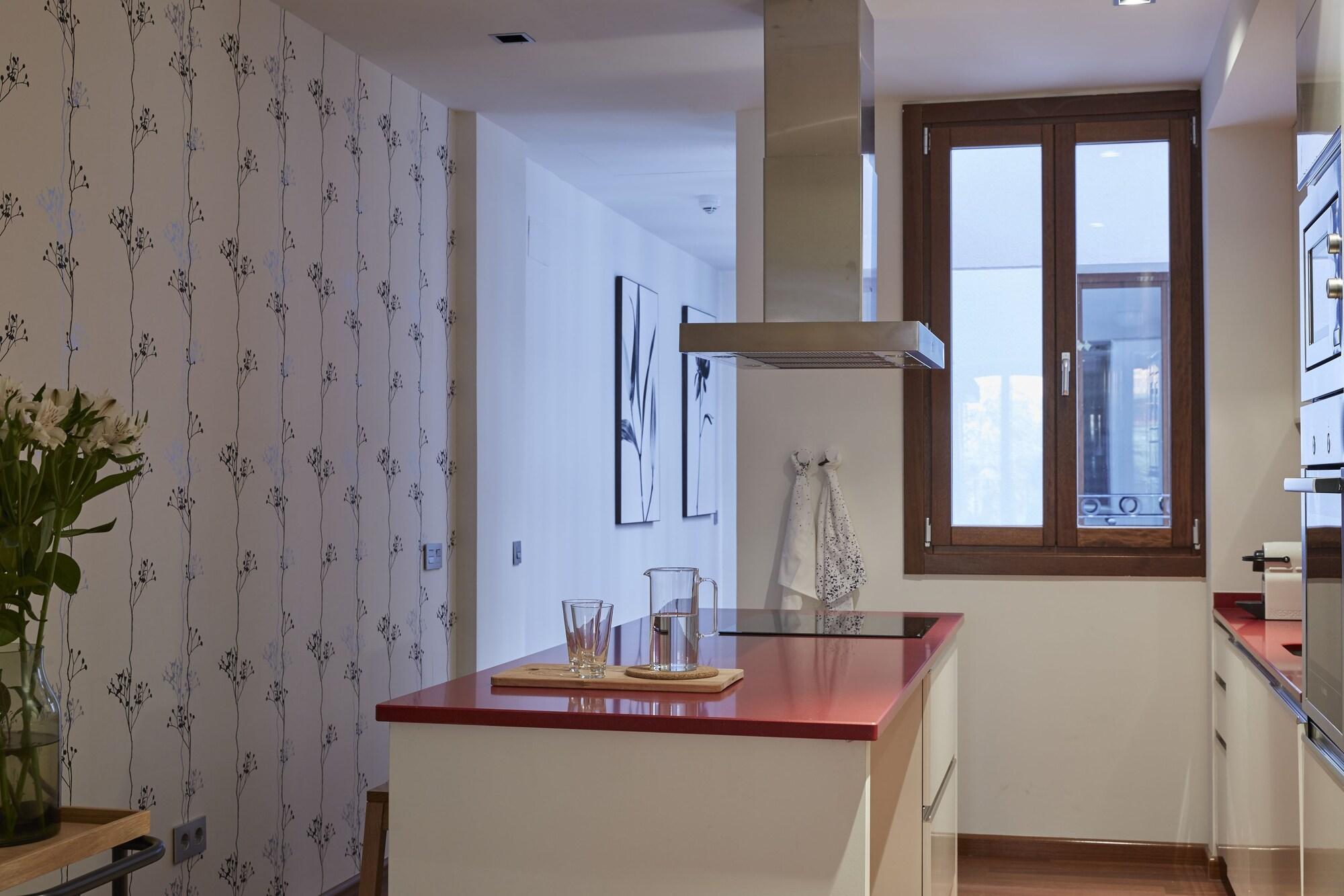 60 Balconies Design Apartment Мадрид Екстериор снимка