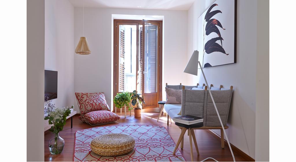 60 Balconies Design Apartment Мадрид Екстериор снимка