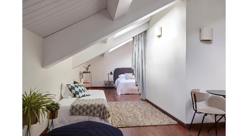 60 Balconies Design Apartment Мадрид Екстериор снимка